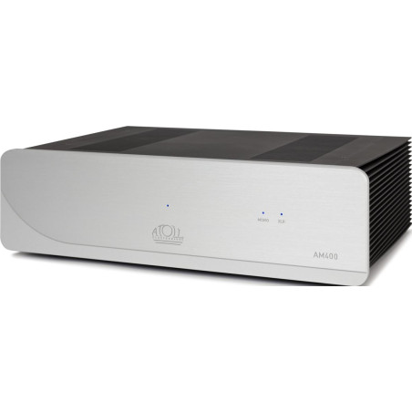 ATOLL AM400 EVO amplificateur de puissance HI-FI, vue trois quarts façade aluminium et dissipateurs latéraux