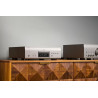 DENON DCD-30000NE lecteur SACD argent, vue rapprochée façade affichage lecture piste 11
