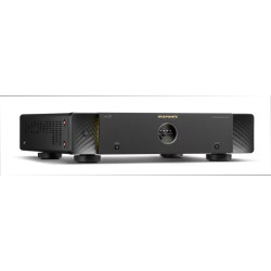 MARANTZ AMP 30 amplificateur 6 canaux, vue trois quarts gauche flancs carbone et grilles de ventilation