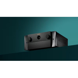 MARANTZ AV 30 préamplificateur, vue trois quarts arrière avec grille de ventilation latérale
