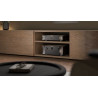 MARANTZ AV 30 préamplificateur et amplificateur de puissance intégrés dans salon, ambiance tamisée