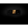 NAD M10 V3 amplificateur streaming, zoom sur écran tactile affichant lecture et volume