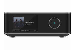 WiiM AMP Ultra amplificateur HI-FI gris, vue de face écran couleur et bouton de lecture circulaire