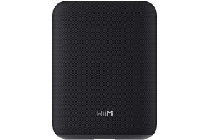 WiiM Sound Lite enceinte connectée noire, vue de face avec logo WiiM et grille tissu maillé