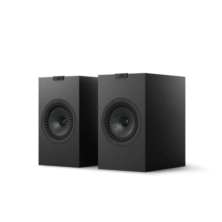 KEF Q3 META enceintes bibliothèque HI-FI noir, paire vue trois quarts avec tweeter Uni-Q coaxial