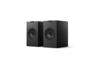 KEF Q3 META enceintes bibliothèque HI-FI noir, paire vue trois quarts avec tweeter Uni-Q coaxial