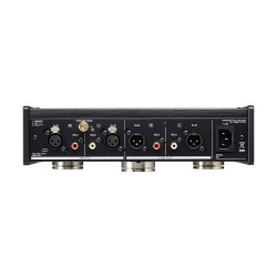 TEAC PE-505 préamplificateur phono, panneau arrière entrées XLR RCA et sorties symétriques