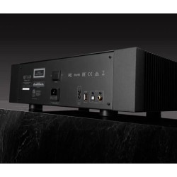 QUAD PLATINA CDT (FINITION : Noir) lecteur CD, vue arrière trois quarts connectique et radiateur latéral