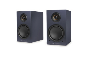 TRIANGLE LN01A paire enceintes Bluetooth bibliothèque finition bleu, vue trois quarts tweeter et haut-parleur apparents