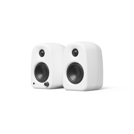 KANTO UKI (la paire) finition blanche, enceintes Bluetooth actives vue de trois quarts avec tweeter et woofer