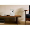 SAMSUNG Music Studio 7 LS70H enceinte connectée, posée sur table en bois dans salon design