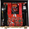 ADVANCE ACOUSTIC A12 CLASSIC amplificateur, vue intérieure circuits rouges transformateurs et dissipateurs thermiques